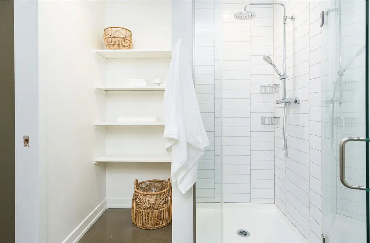 Ceramic Tile - COLOR Collection available in 1 size, 3 colors and 2 finishs.