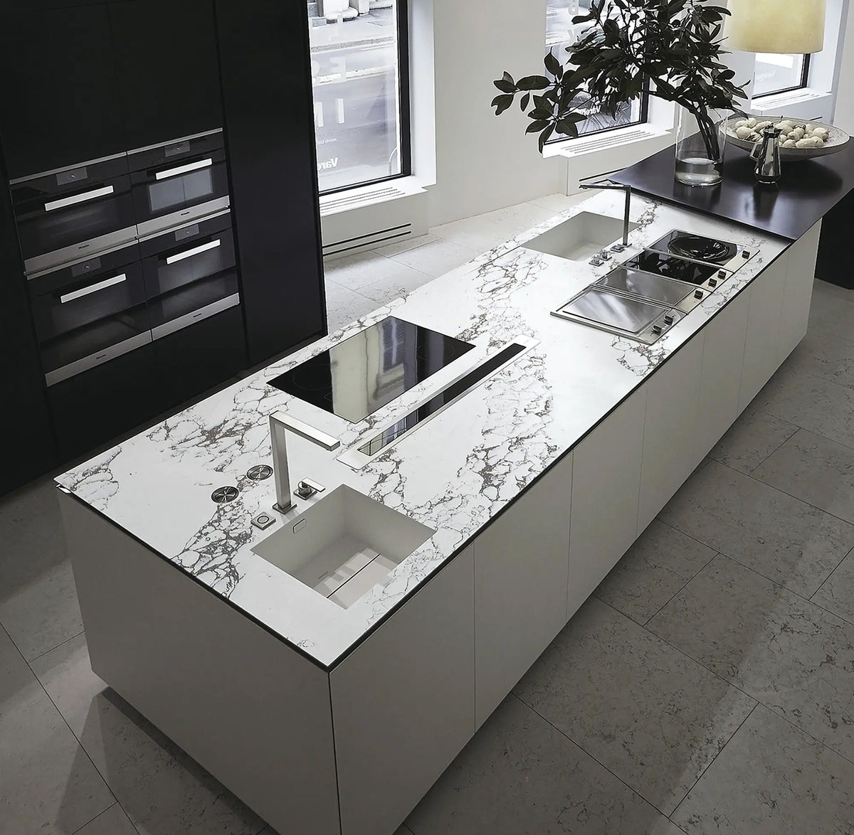Comptoir en quartz 2 cm - 3cm TCE 4038 Charcoal Arabescato 63 x 126 po
