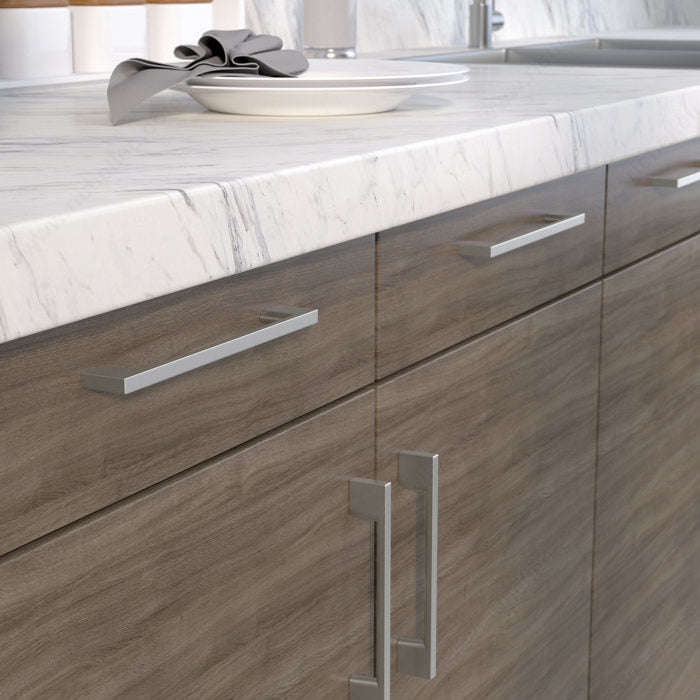 Modern Metal Pull - 8160 Richelieu
