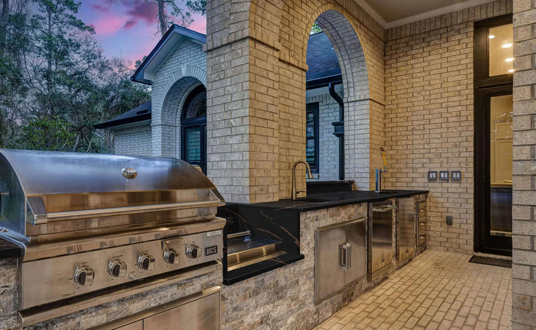 comptoir en quartz Prime Stone 3cm Laurence Gold 63,5 x 127 po