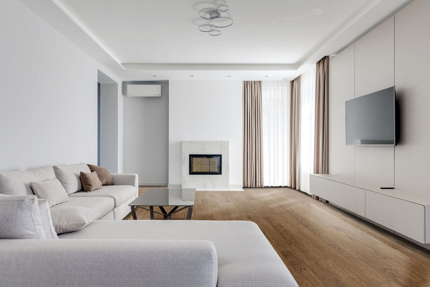 Collection Luxury Vinyl Coastline 4,8 mm, disponible en 1 taille, 10 couleurs et 1 finition.