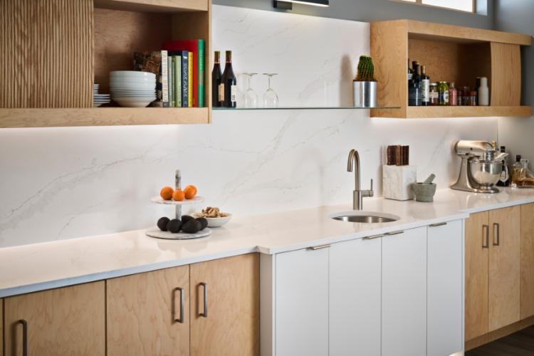 Countertop Quartz 2cm - 3cm LXHA Calacatta Suprema 63x130 in