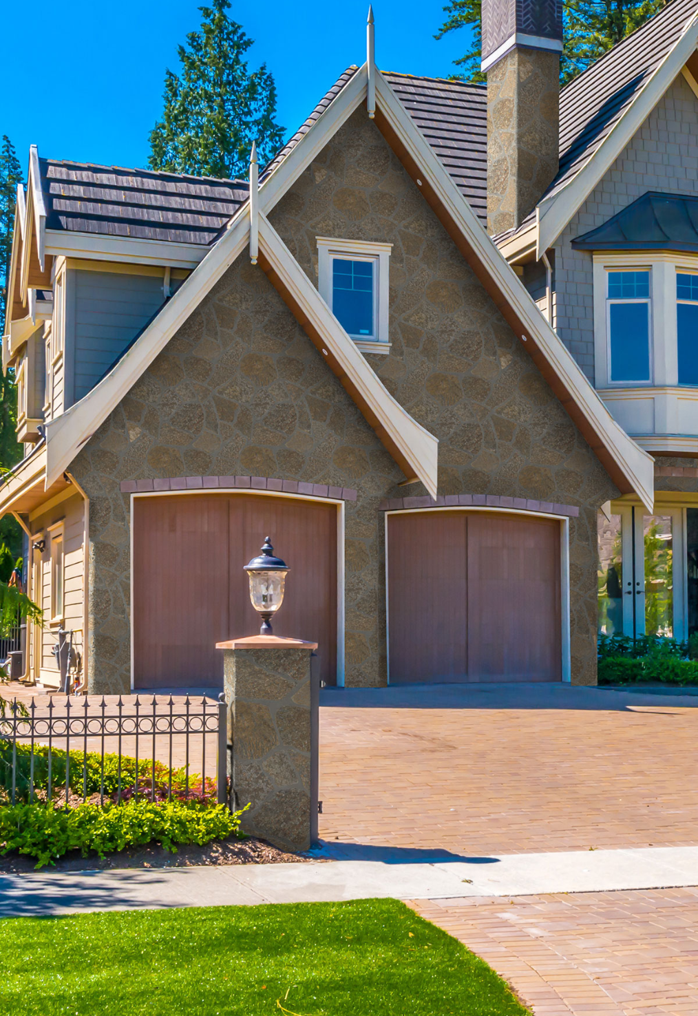 Rockmount Stone Veneers Collection Bedford Brown fieldstone Flats