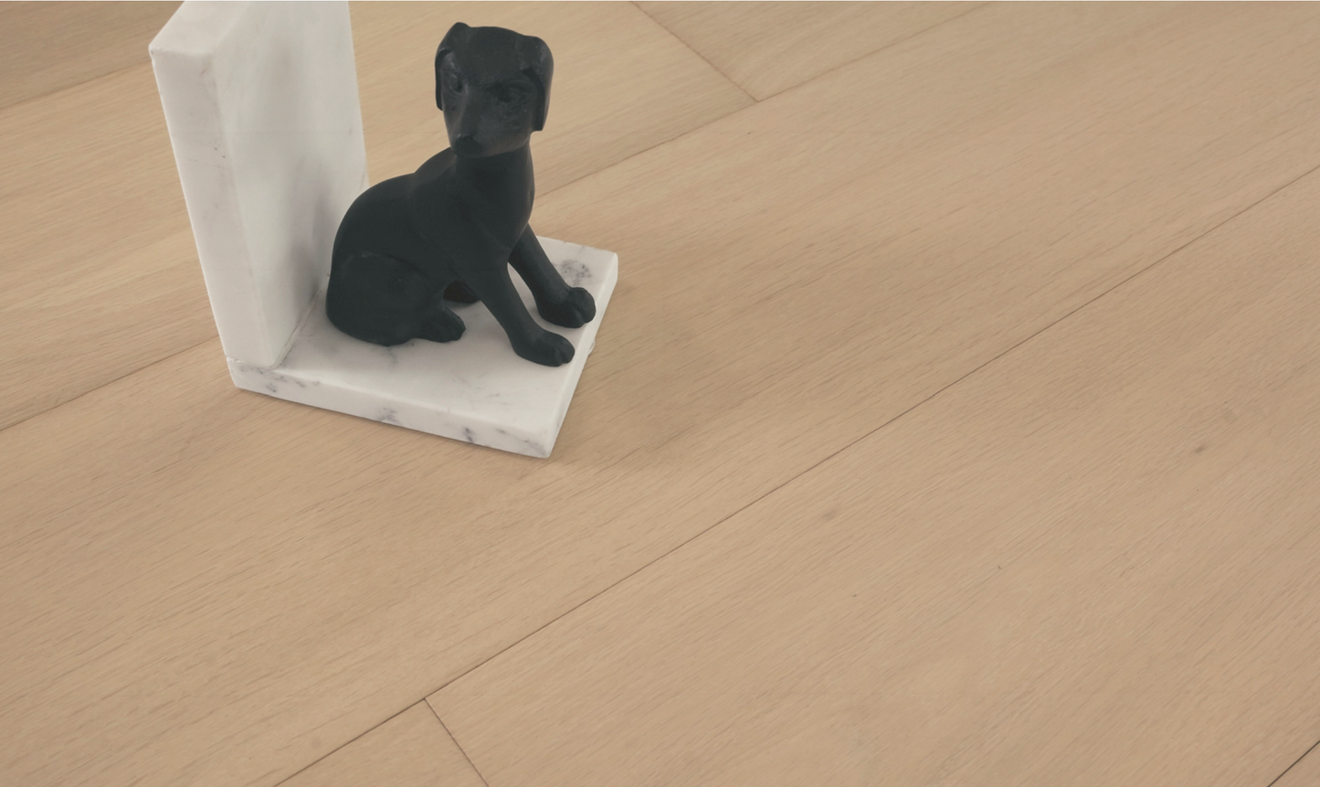 Engineered Hardwood Flooring Regal Plus Europe White Oak Collection - Burgundy 6 Select & Better