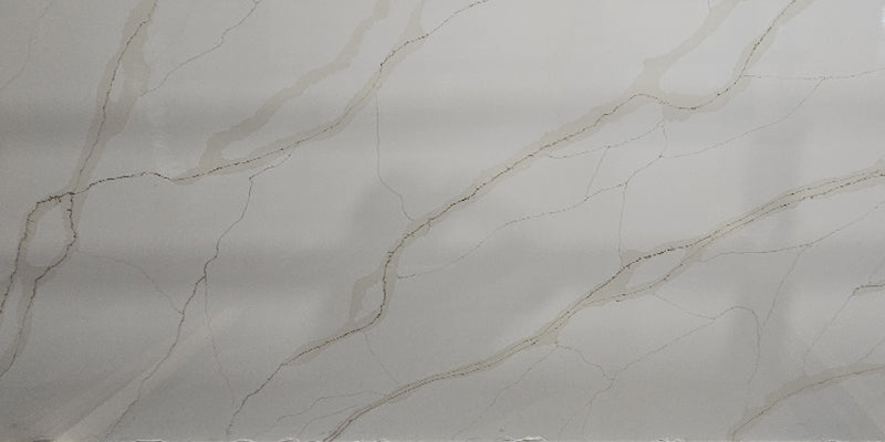Comptoir de luxe en quartz Zenvia Collection 2 cm - 3 cm Calacatta Dore 63 x 126 po